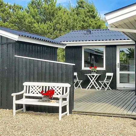 Dom wakacyjny Aimo - 1-8km From The Sea By Interhome