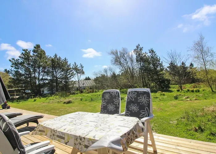 Aimo - 1-8km From The Sea By Interhome *