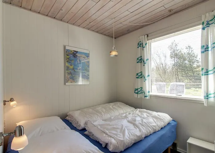 Aimo - 1-8km From The Sea By Interhome